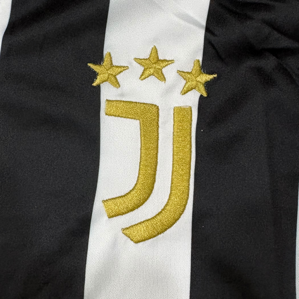 JUV Home 26-27 Fan Version