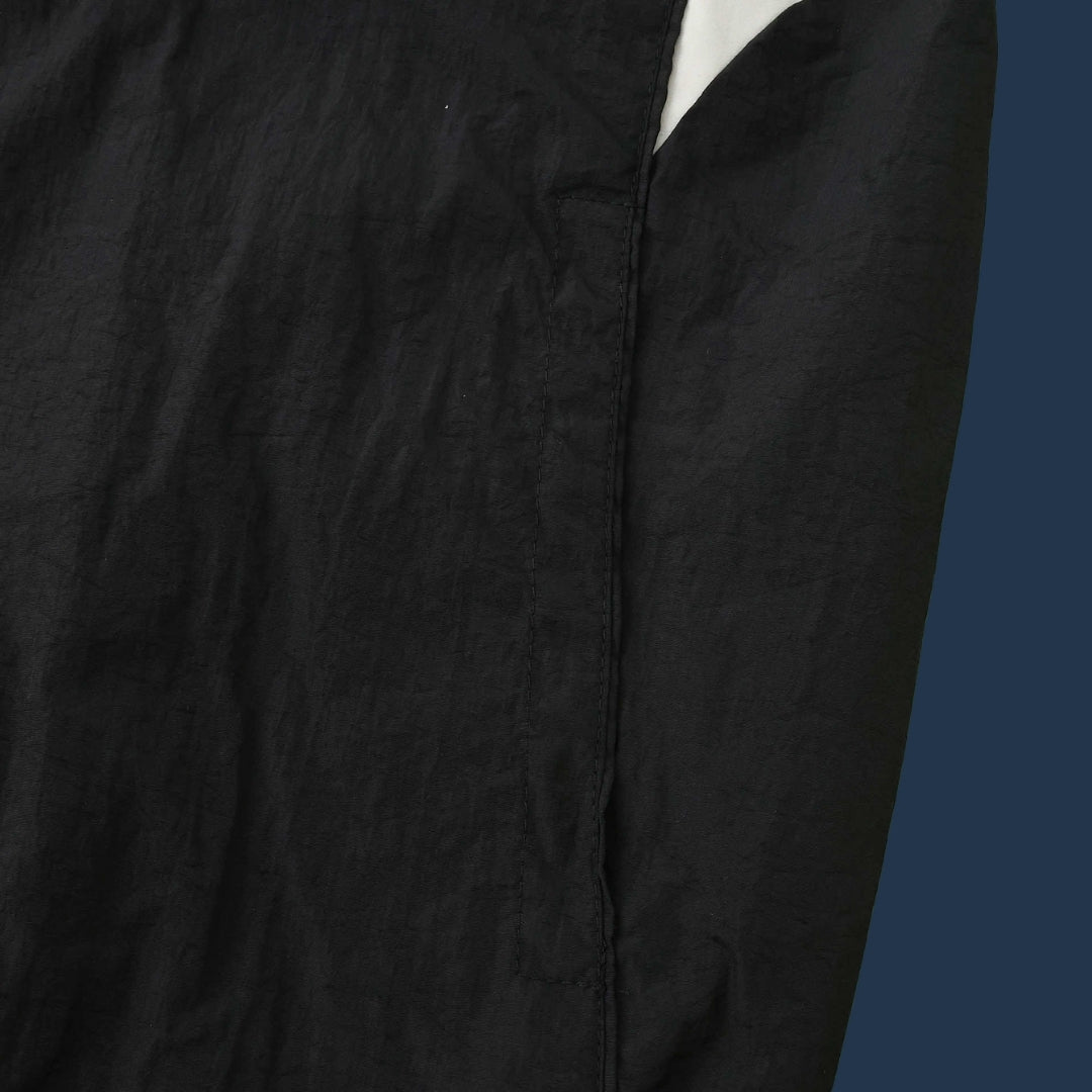 LVP Black 25-26 Windbreaker