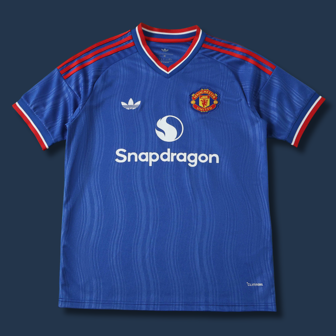 MNU Away 26-27 Fan Version