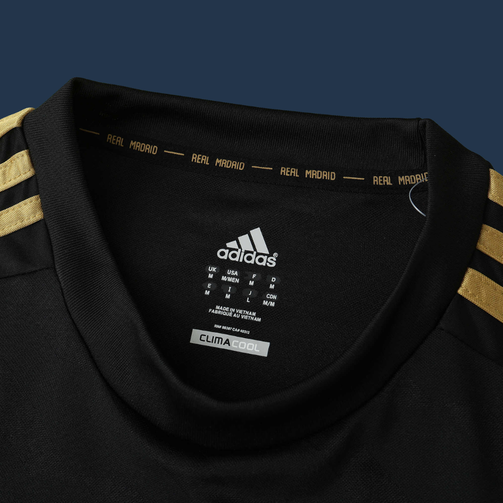 RMA Away 2011-12 Retro