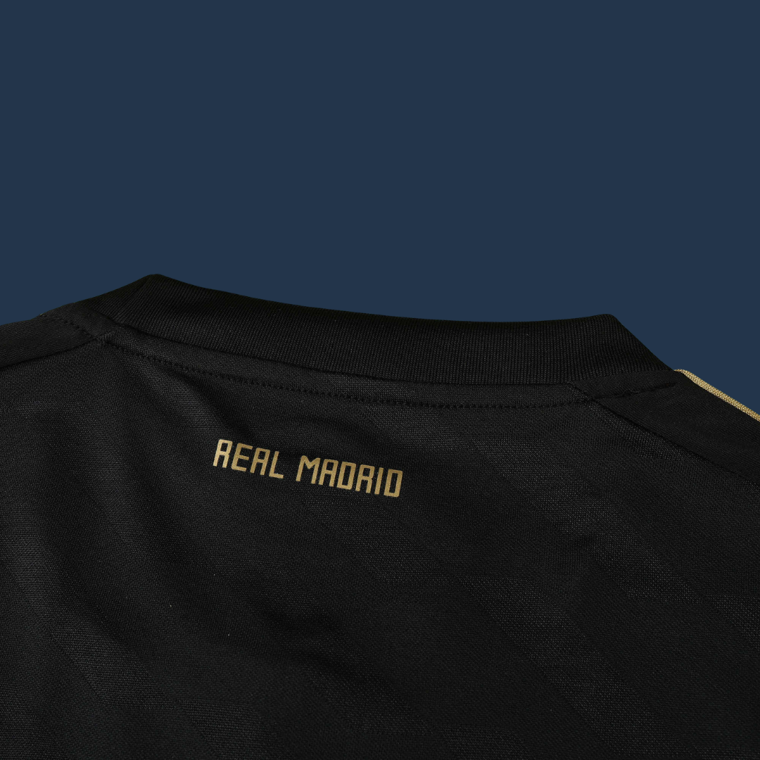 RMA Away 2011-12 Retro