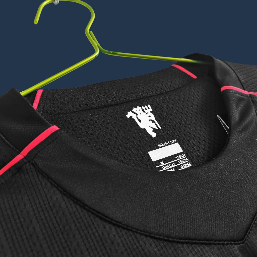 MNU Away Full Sleeves 2007-08 Retro ( Black )
