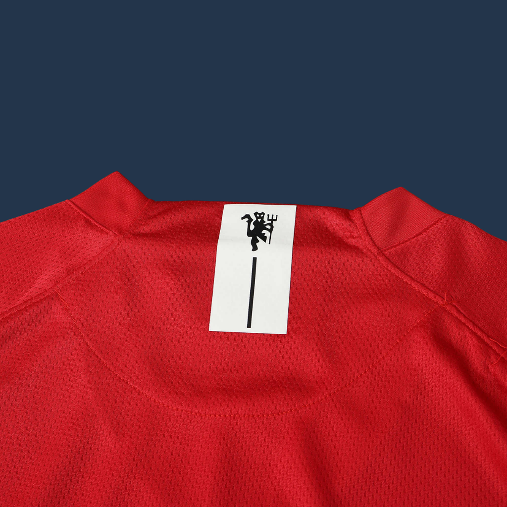 MNU Home 2007-08 Retro  ( Red )